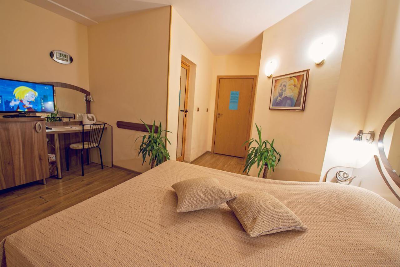 Hotel Color Varna ภายนอก รูปภาพ