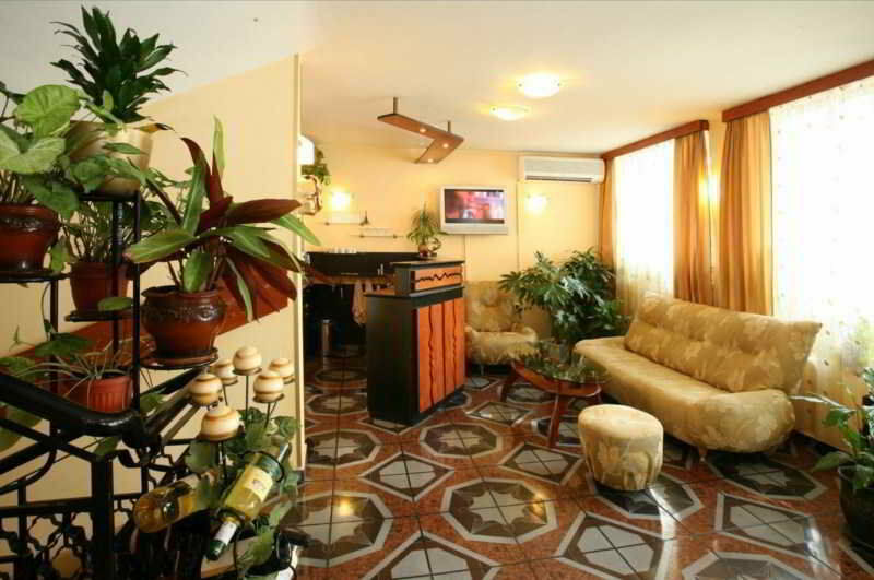 Hotel Color Varna ภายนอก รูปภาพ